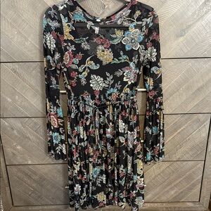 Xhilaration Black Floral Long Sleeve Dress